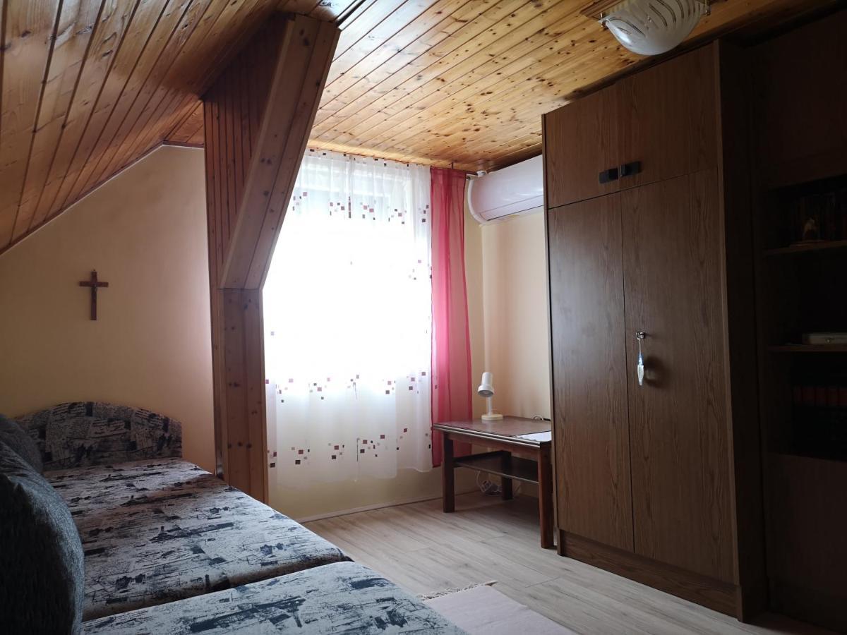 Hotel Szabo Vendeghaz Siklós Exteriér fotografie